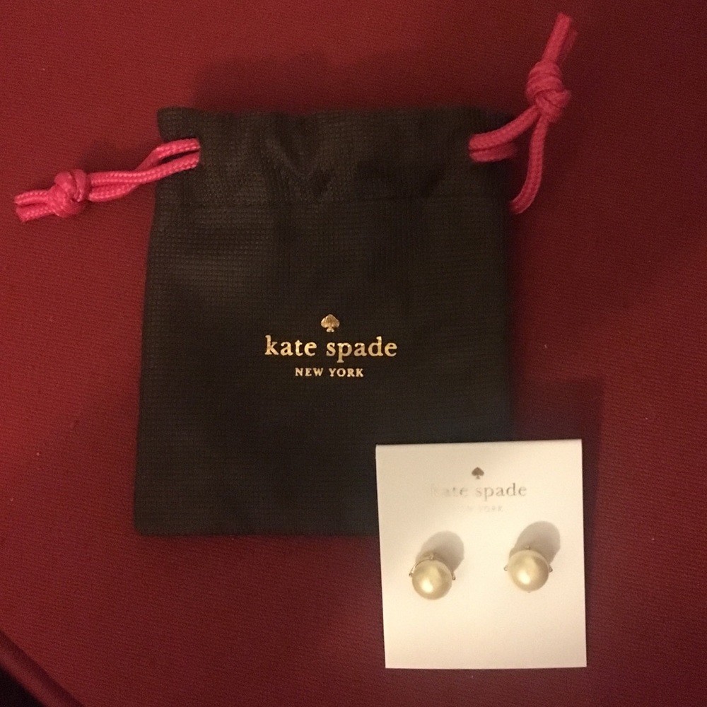 Kate Spar faux Pearl earrings with gold detail